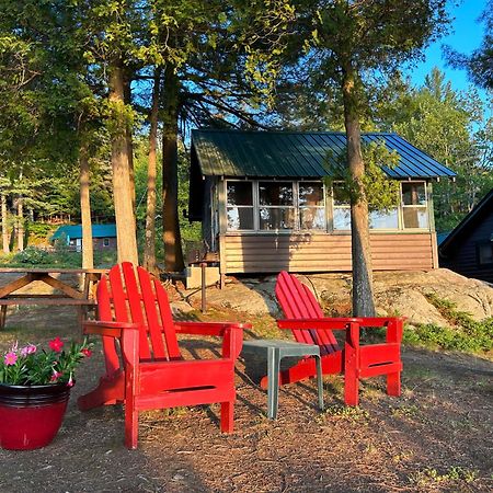 Paddler'S Rest Lakeside Cabins And Motel Long Lake Bagian luar foto
