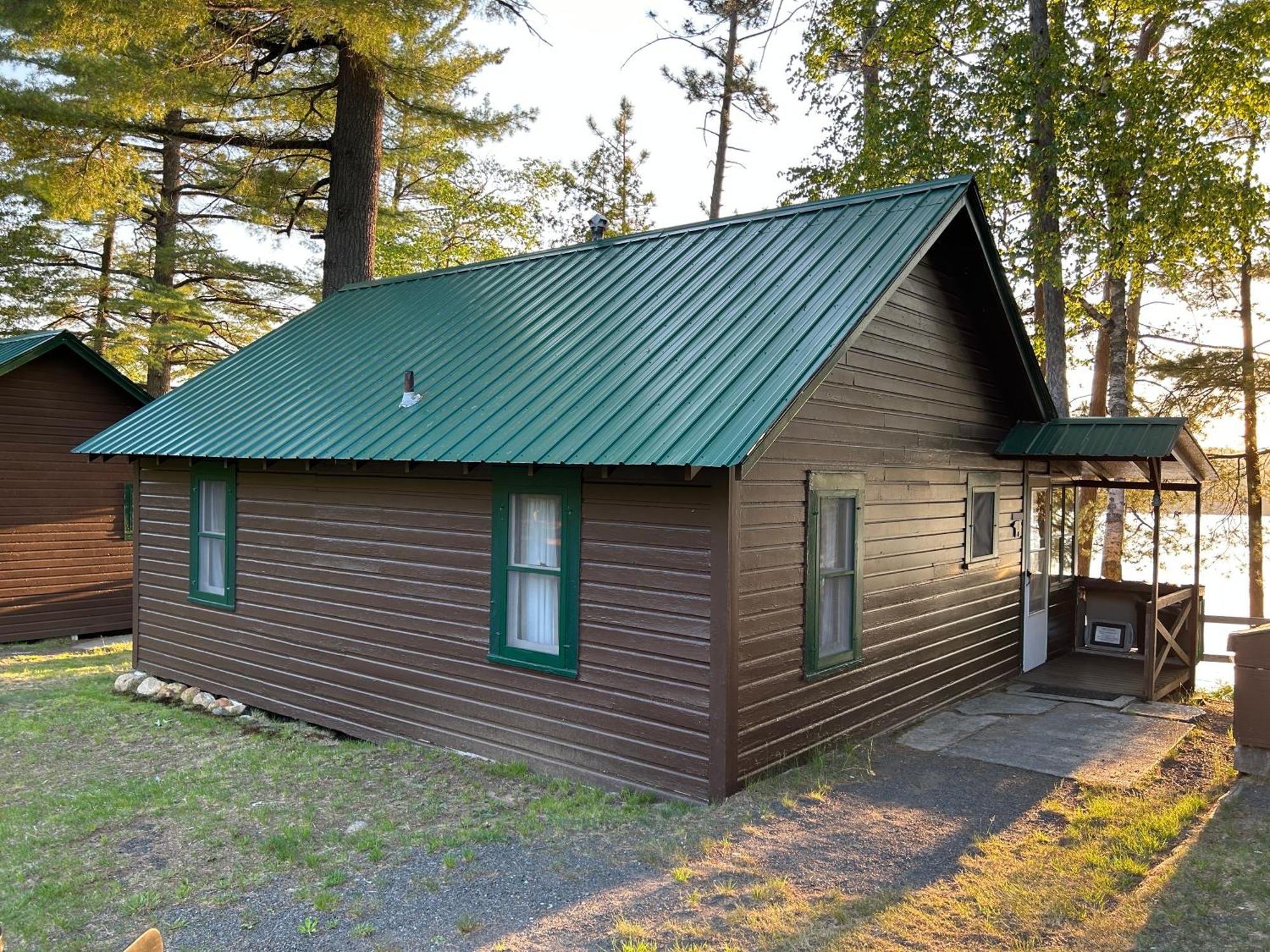 Paddler'S Rest Lakeside Cabins And Motel Long Lake Bagian luar foto